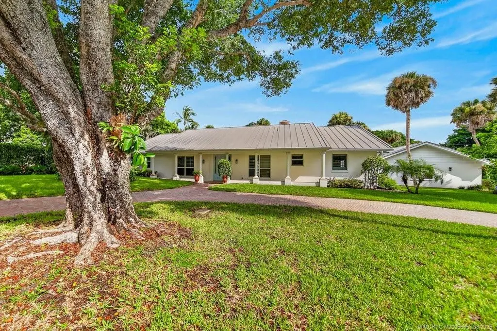 15 High Point Road, Sewalls Point