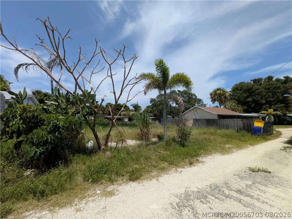 2457 Hickory Avenue, Jensen Beach