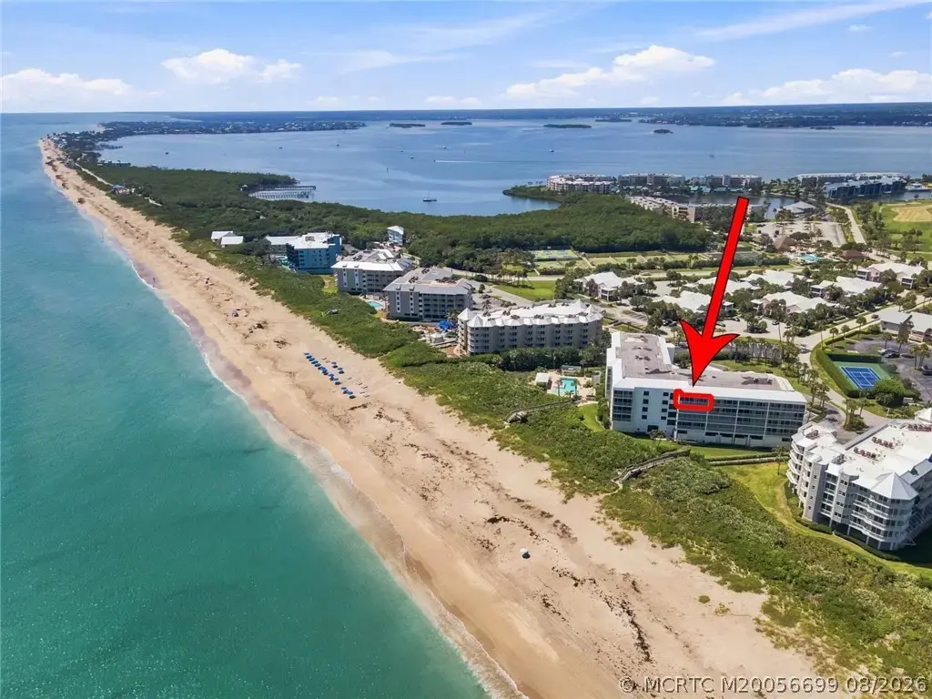 529 Plantation Road 407, Stuart