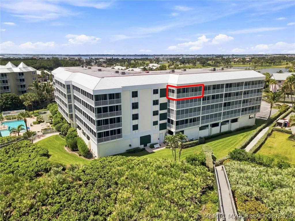 2 of 27 - 529 Plantation Road 407, Stuart, FL