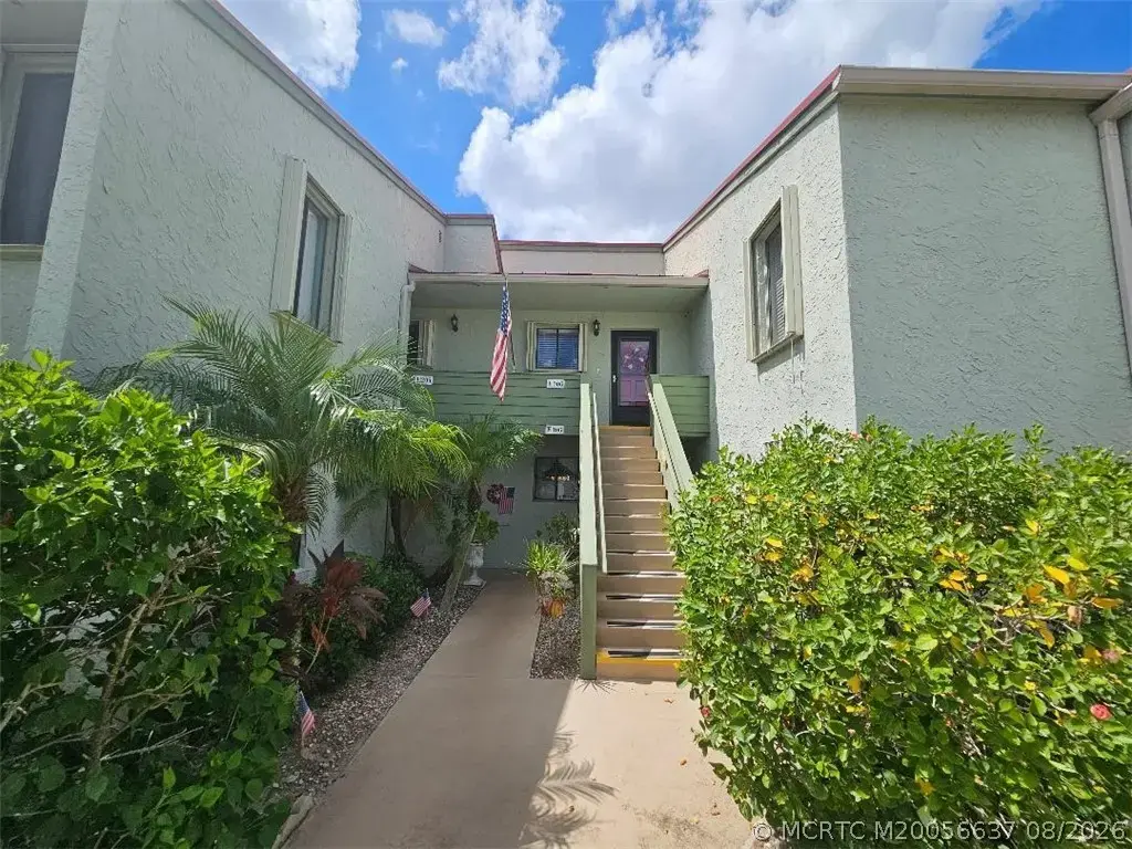 5433 Miles Grant Road E-205, Stuart