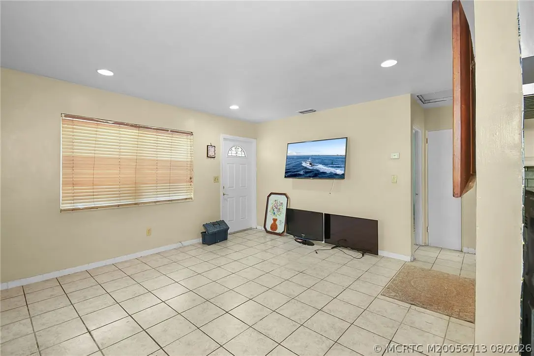 3 of 25 - 8331 Lundy Street, Hobe Sound, FL