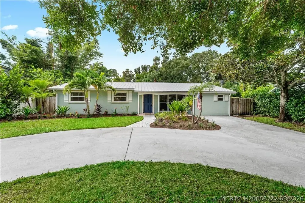 502 Edgewood Drive, Stuart