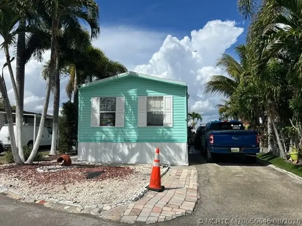 9 Eric Circle, Greenacres