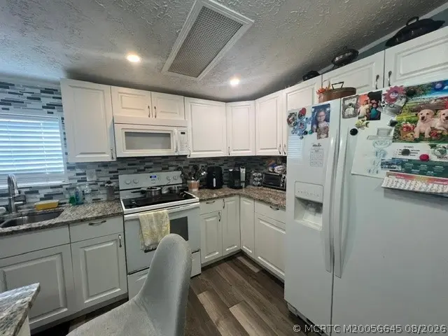 4 of 44 - 9 Eric Circle, Greenacres, FL
