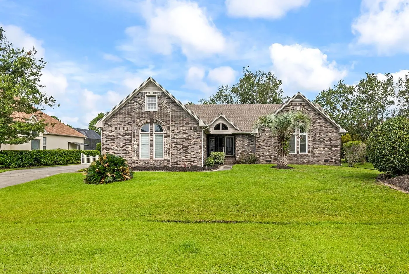 Photo of Listing #2621443
