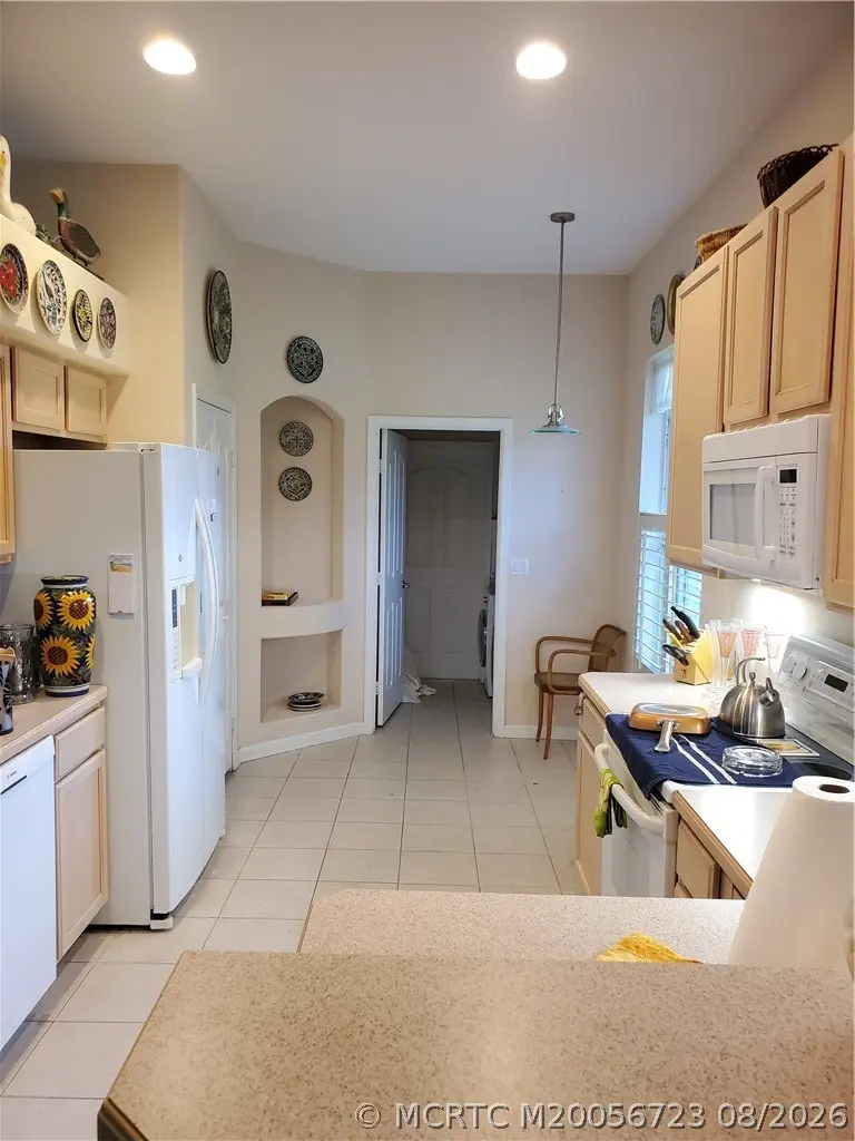 5 of 7 - 4505 Wandering Oak Court, Jensen Beach, FL