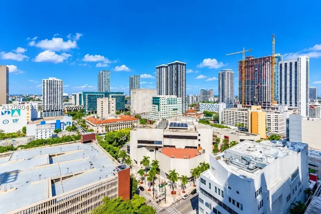 234 3rd 2107, Miami