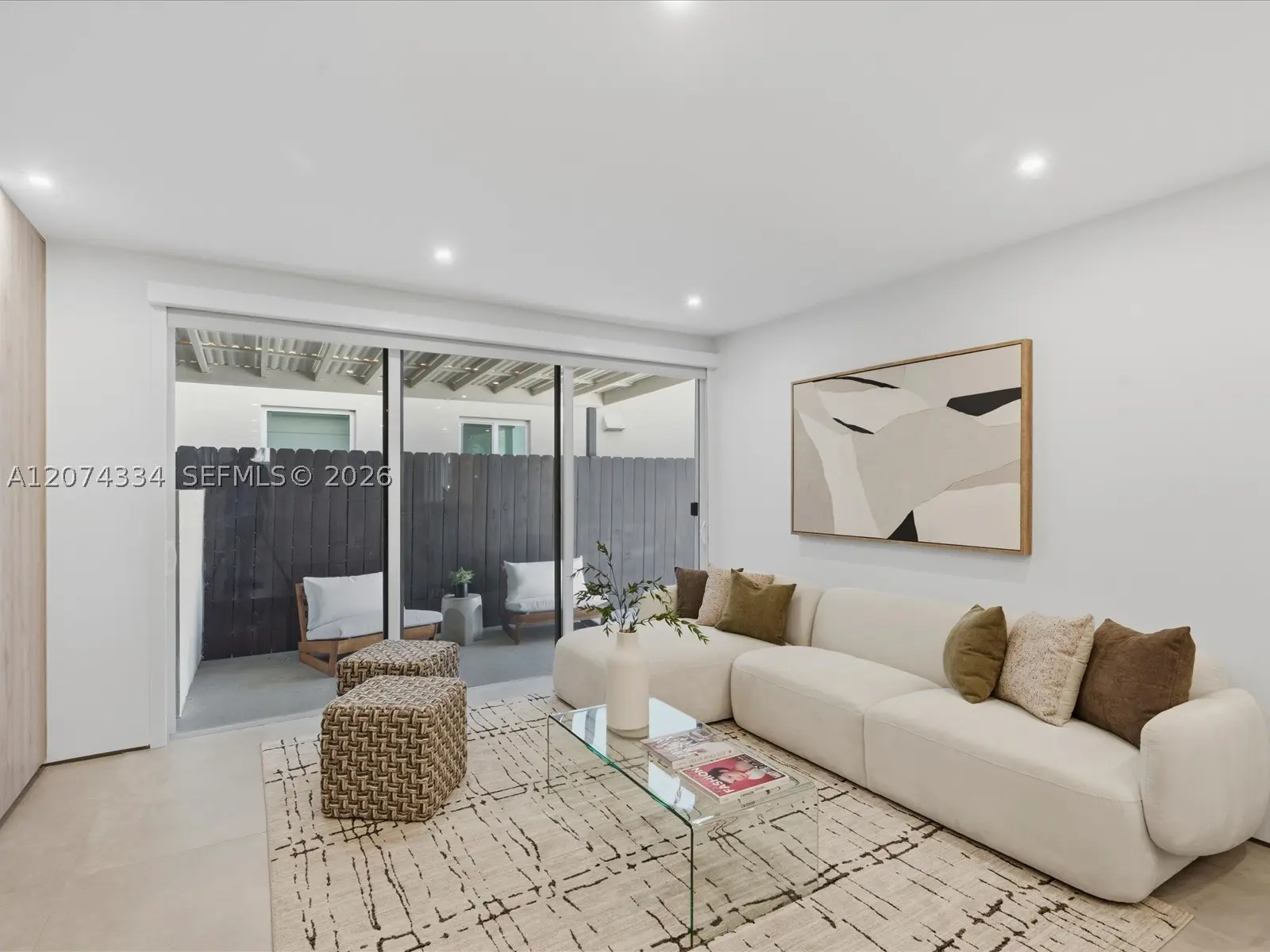 4 of 42 - 2945 Bridgeport E, Coconut Grove, FL