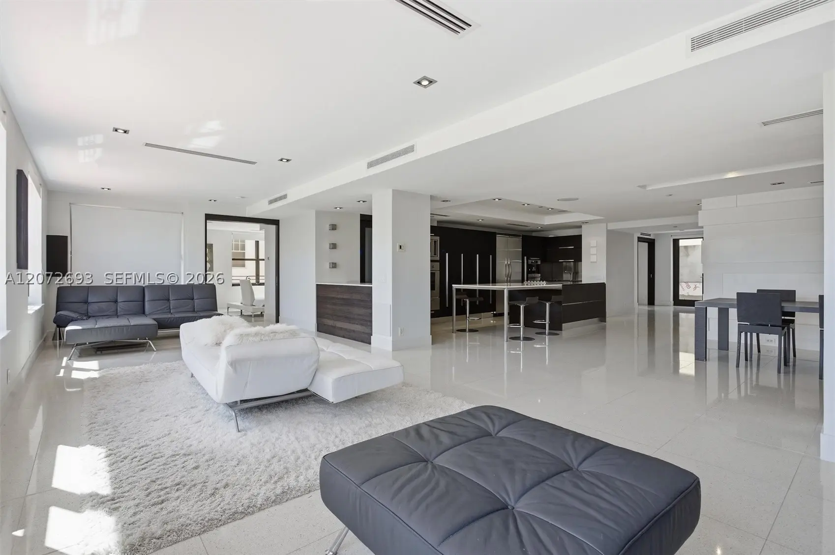 3 of 39 - 1330 Ocean 3ca, Miami Beach, FL