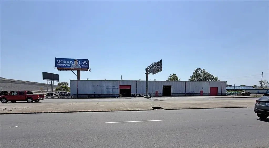 101 George Bishop Pkwy., Myrtle Beach