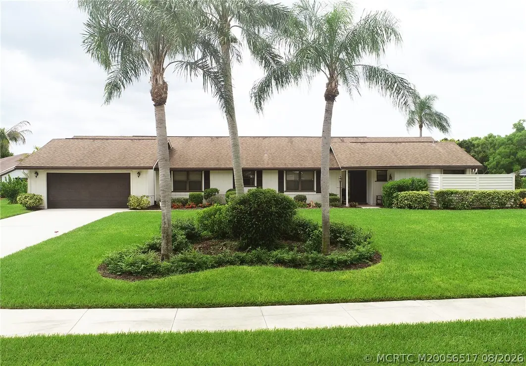 2490 Pinecrest Lakes Boulevard, Jensen Beach
