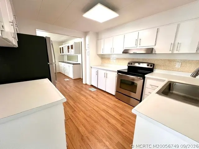 2 of 43 - 6250 Ficus Lane, Lantana, FL