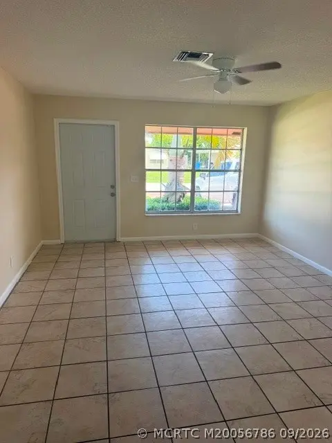 3 of 5 - 739 12th Street, Lantana, FL