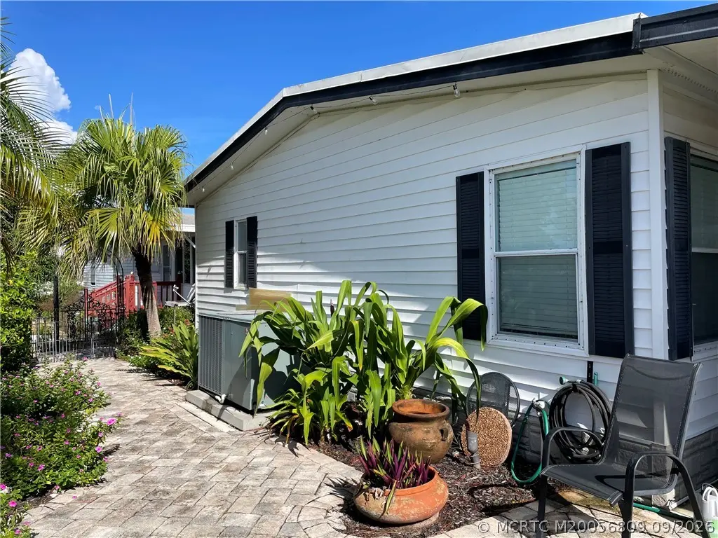5 of 47 - 16112 Five Wood Way, Indiantown, FL