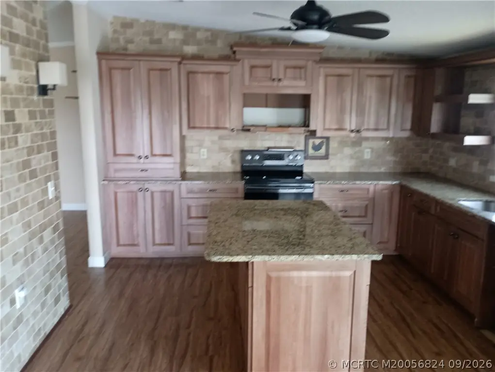 3 of 13 - 6055 Seashore Drive, Lake Worth, FL