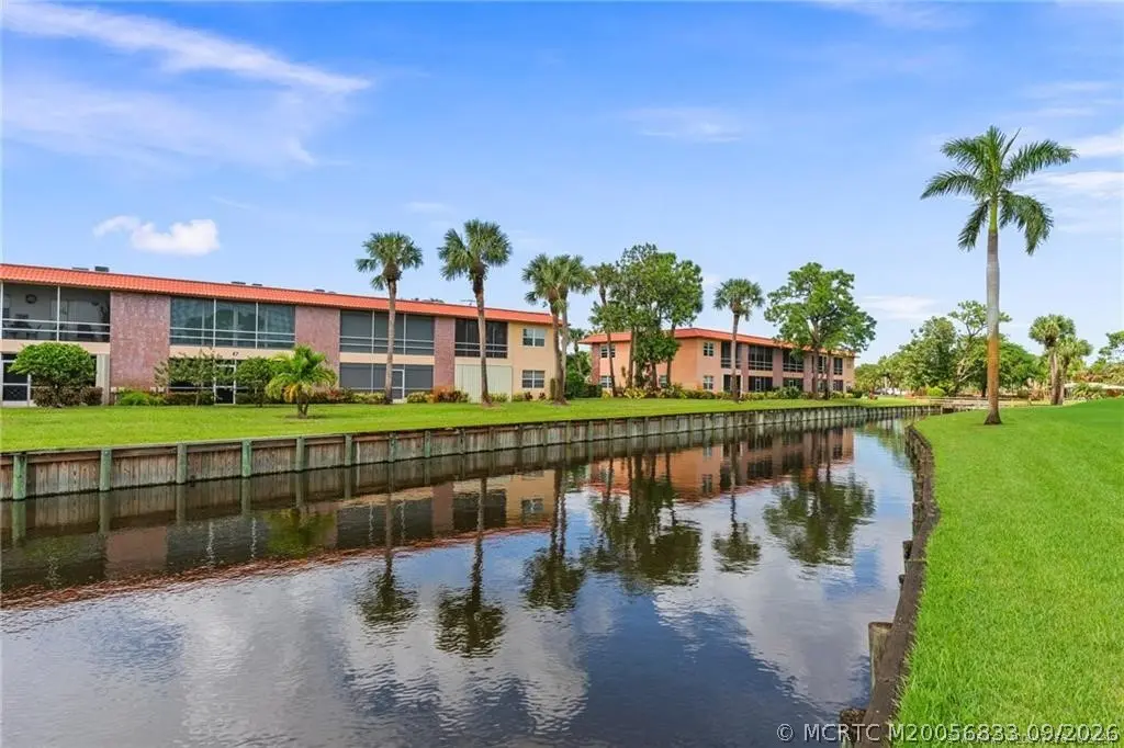 1931 Palm City Road 16d, Stuart