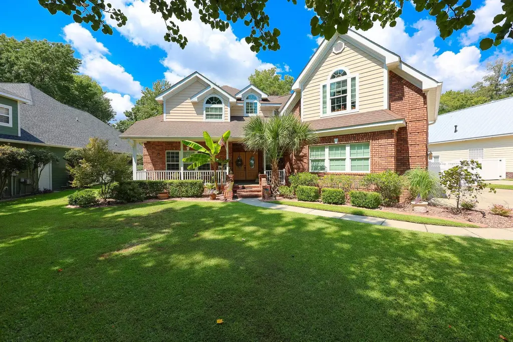 9734 Anchor Dr., Longs