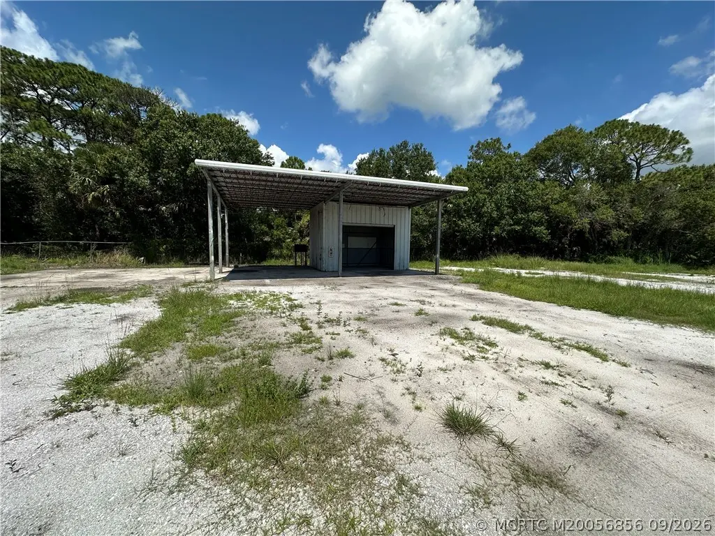 5 of 9 - 907 Angle Road, Fort Pierce, FL