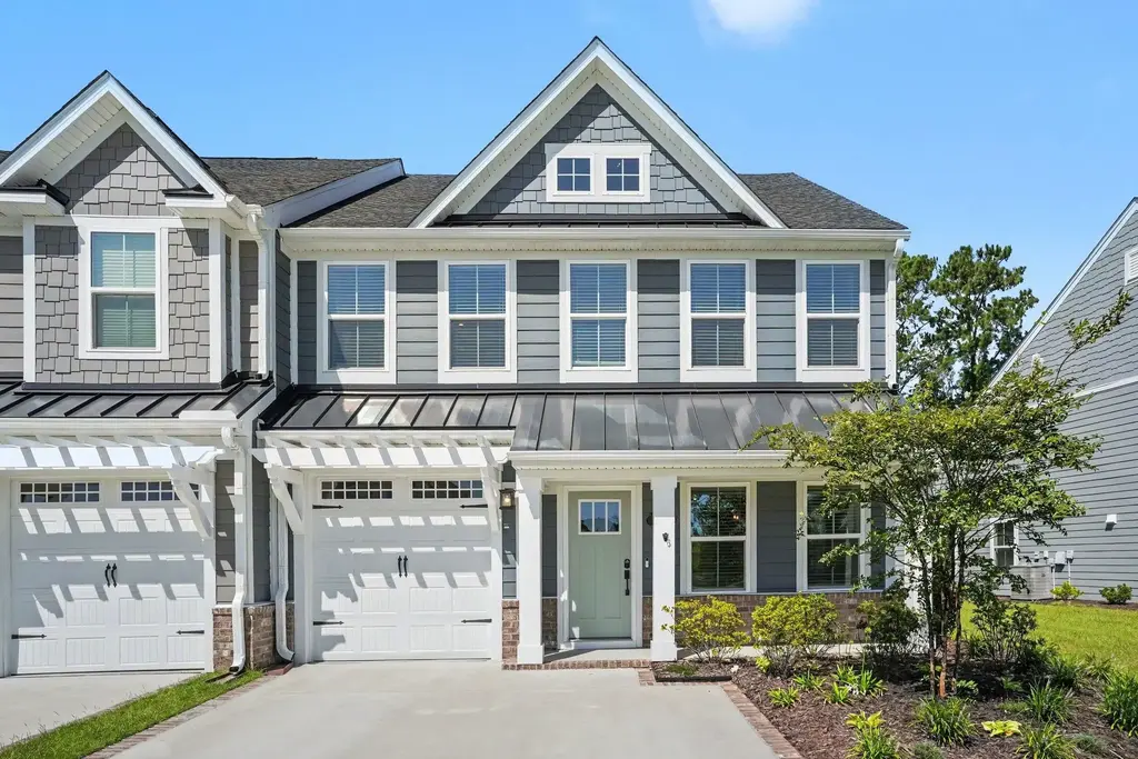 2415 Elowen Ln. 4b, Longs