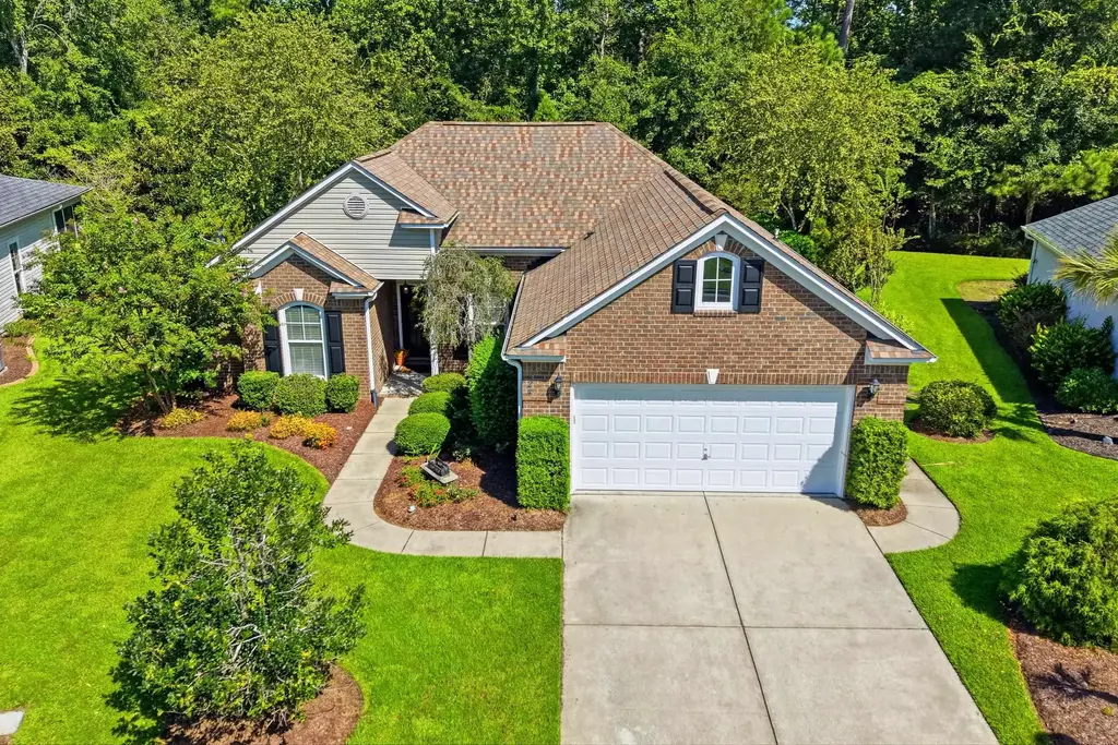 24 Willow Bend Dr., Murrells Inlet