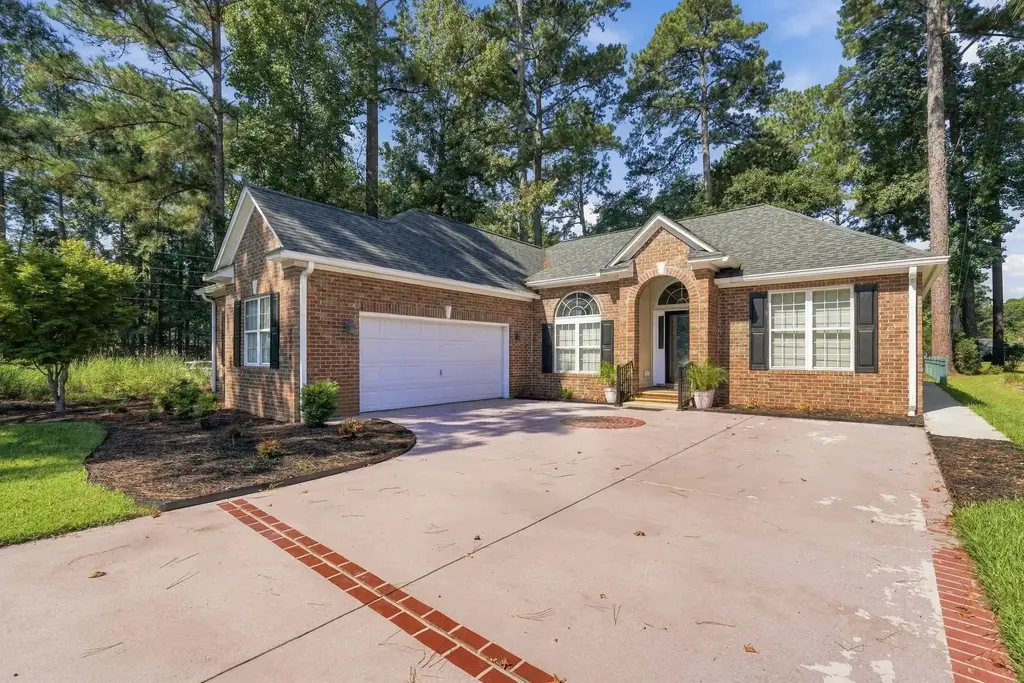 1186 N Blackmoor Dr., Murrells Inlet