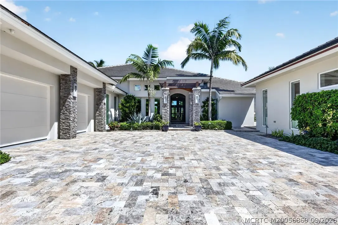 4 of 70 - 7037 Harbor Circle, Stuart, FL