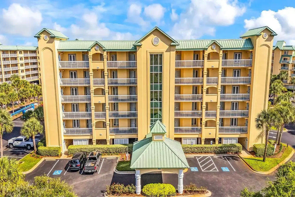 143 S Dunes Dr. 104, Pawleys Island