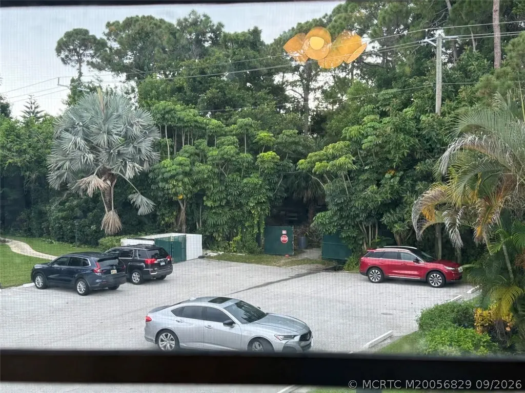 2600 Ocean Boulevard J-12, Stuart