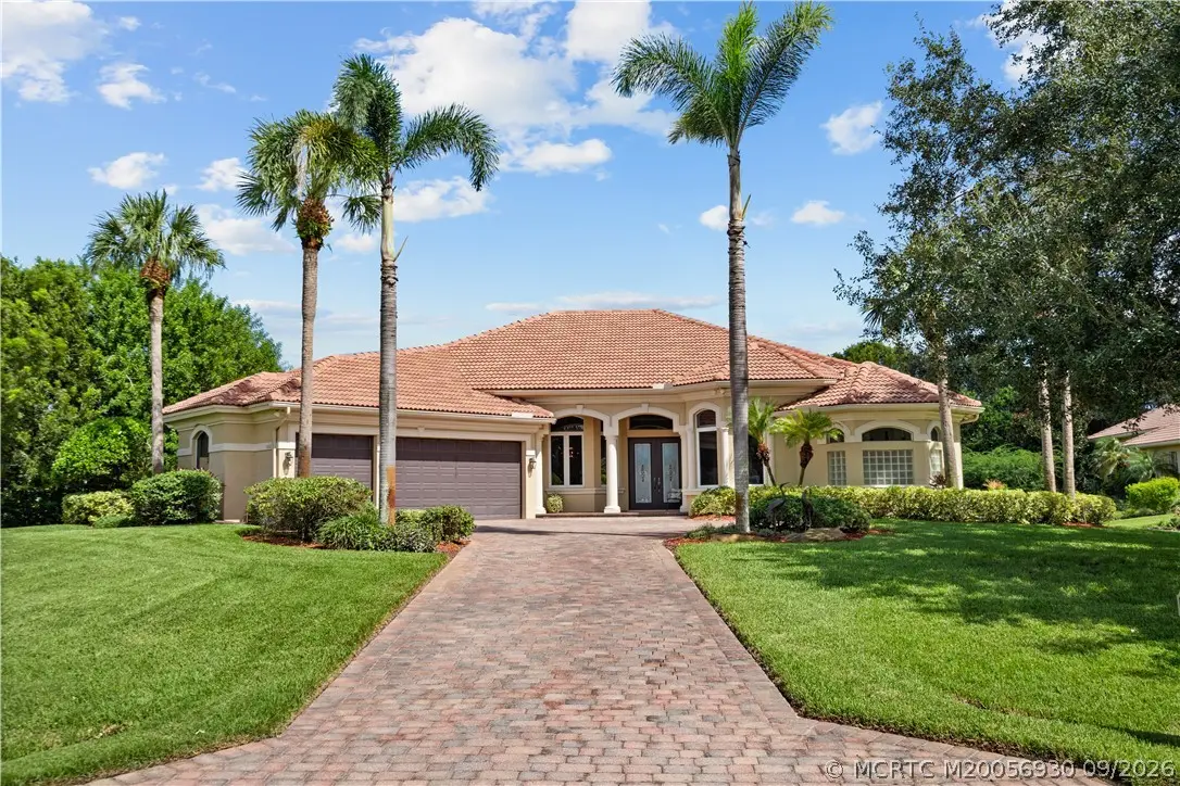 10423 Fiddlers Way, Palm City