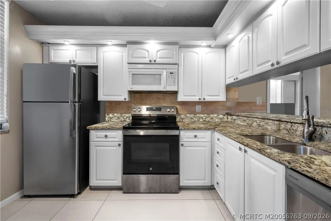 3 of 22 - 3540 Whitehall Drive 306, West Palm Beach, FL
