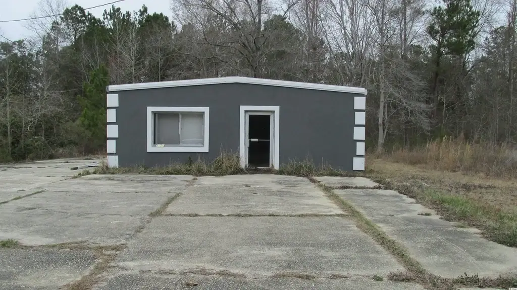 2160 Cultra Rd., Conway
