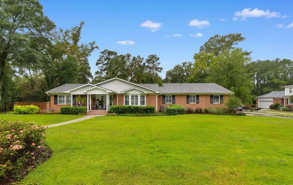803 Woodland Dr., Kingstree