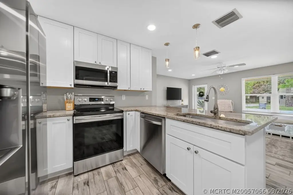 5 of 23 - 918 36th Terrace, Palm City, FL