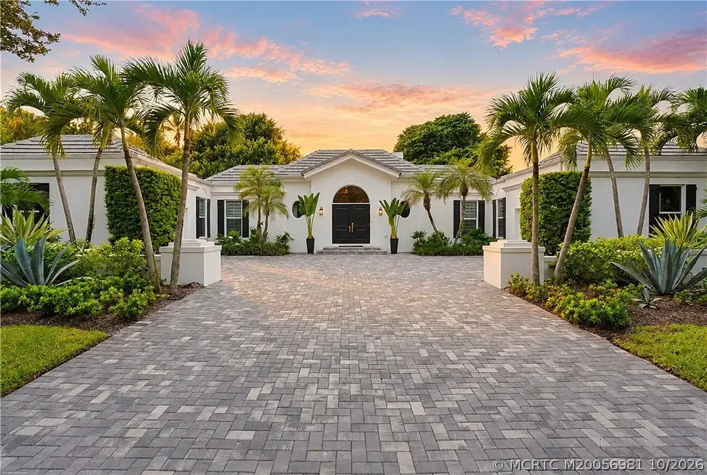 18397 Heritage Drive, Jupiter