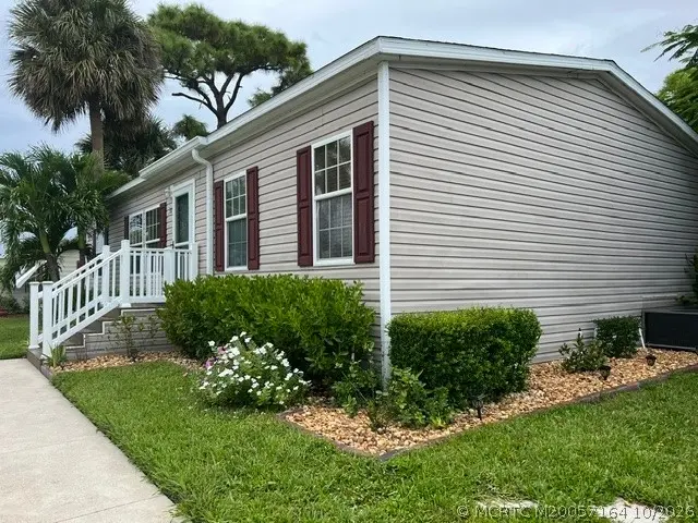 2555 Pga Boulevard 319, Palm Beach Gardens