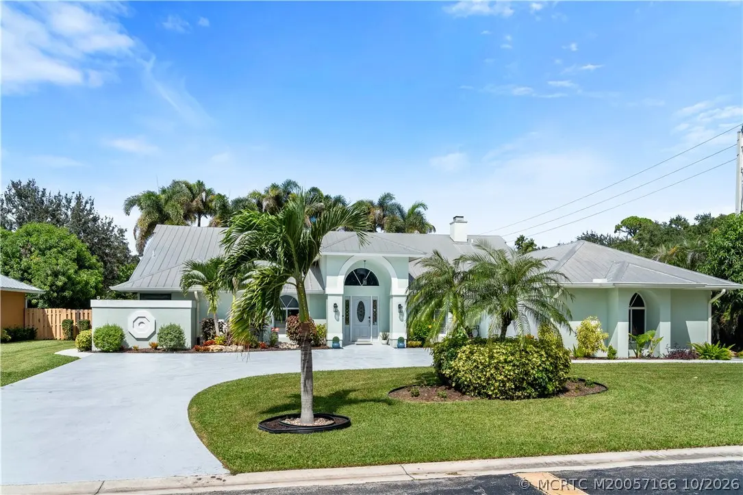 1801 Hunters Club Way, Palm City