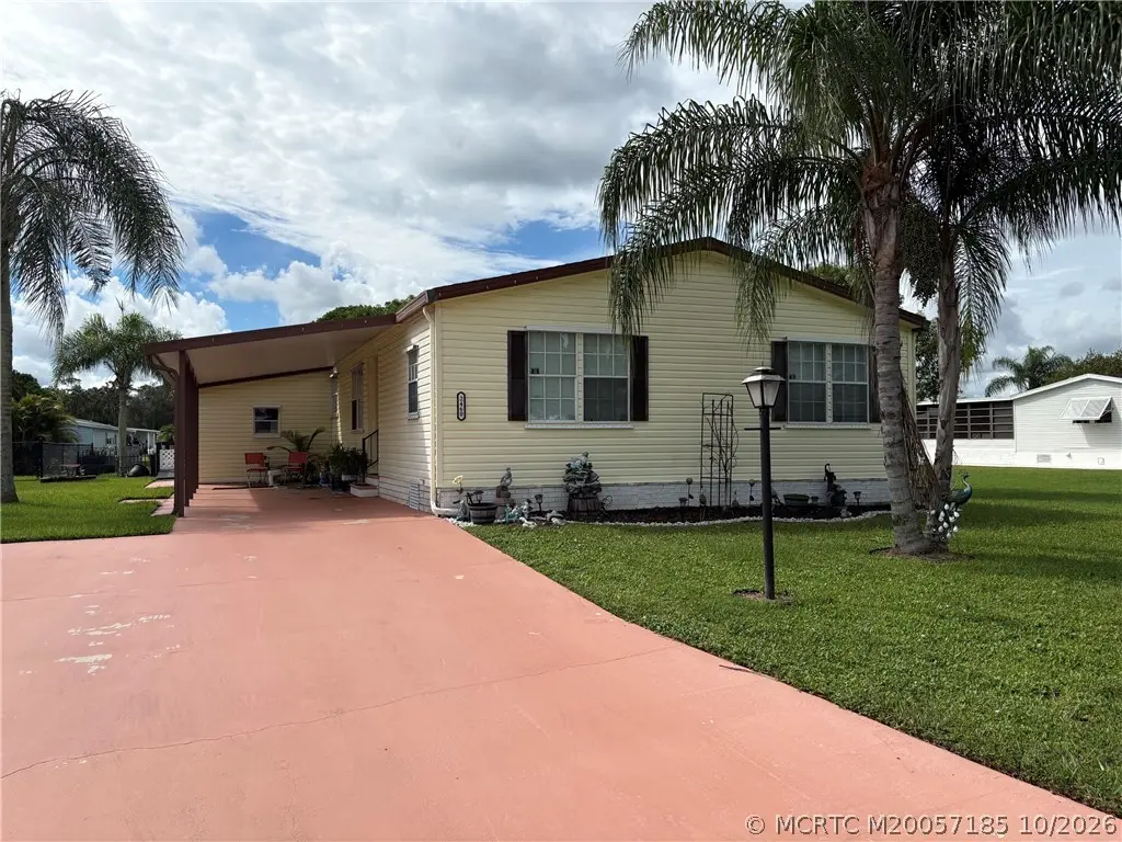 2460 Versailles Terrace, Stuart