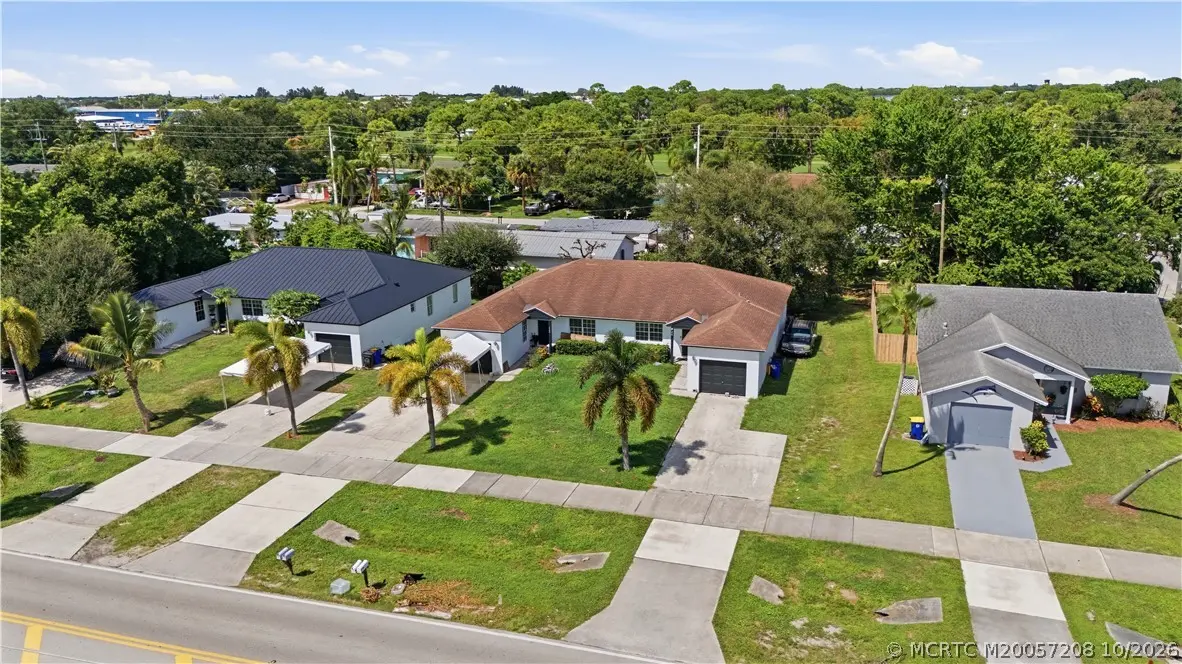 3 of 13 - 2593 Indian Street, Stuart, FL