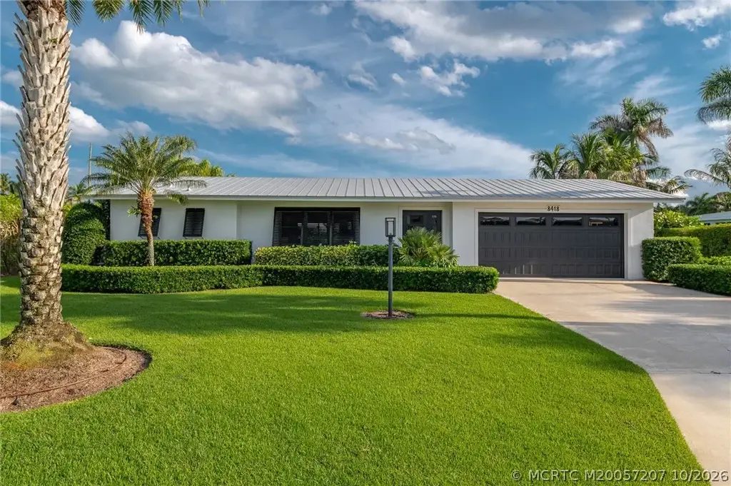 8418 Coconut Street, Hobe Sound