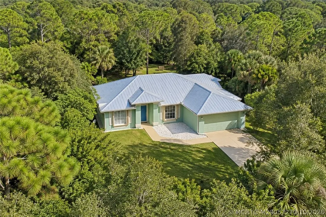 5223 Quail Hollow Street, Palm City