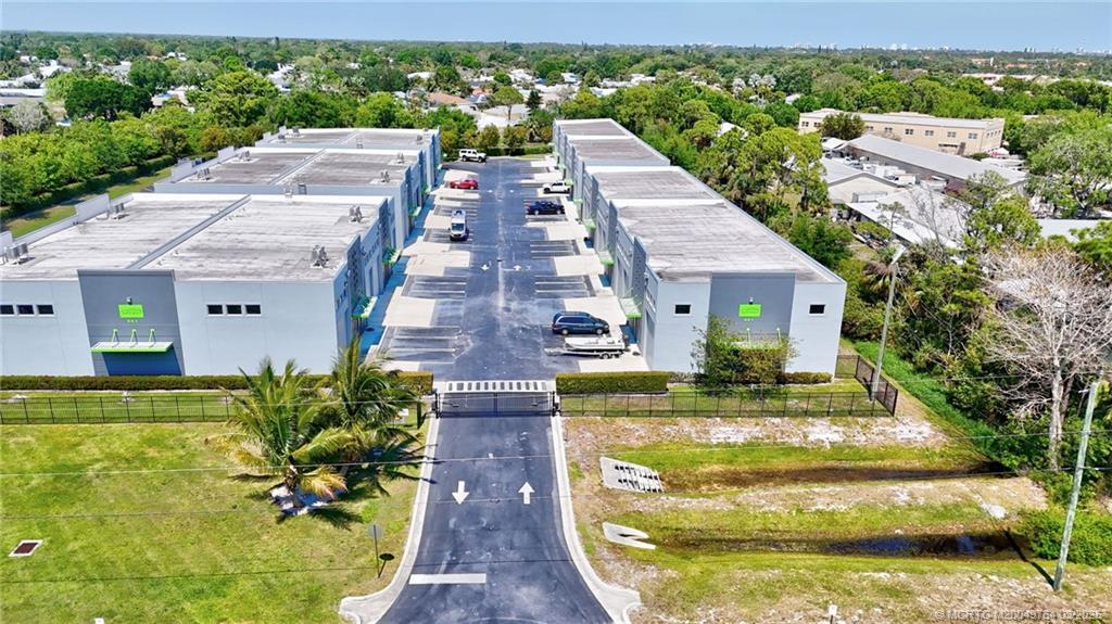 861 Industrial Boulevard 14, Jensen Beach