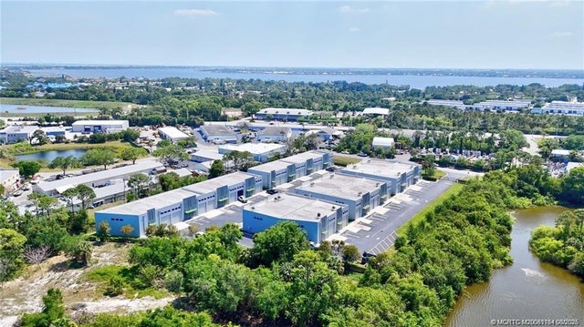 2 of 2 - 861 Ne Industrial Boulevard #30, Jensen Beach, FL