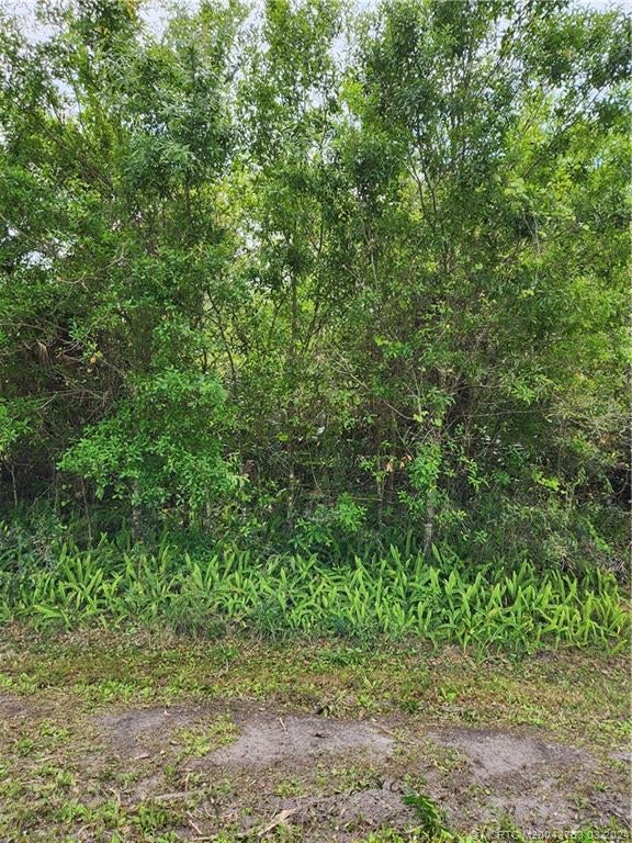3 of 8 - 7201 Ocala Avenue, Fort Pierce, FL