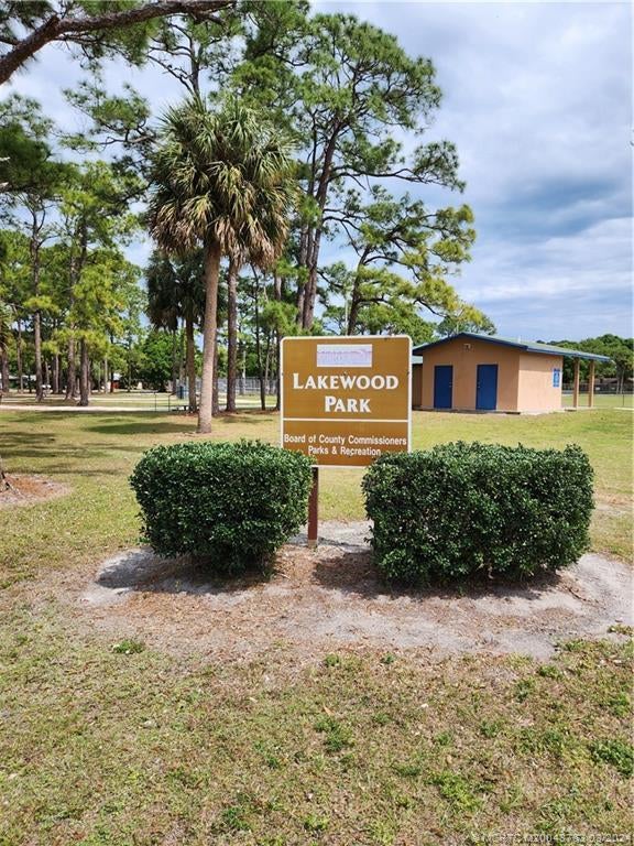 4 of 8 - 7201 Ocala Avenue, Fort Pierce, FL