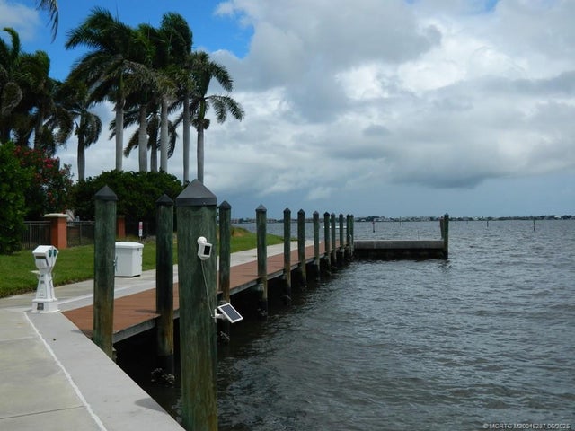 2 of 8 - 1405 Ne Indian River Drive #22, Jensen Beach, FL