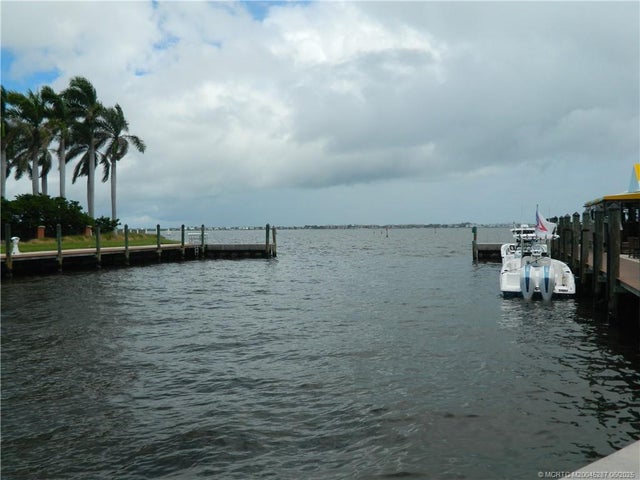 4 of 8 - 1405 Ne Indian River Drive #22, Jensen Beach, FL