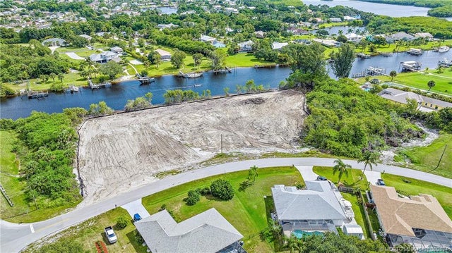5 of 5 - 2805 Se Peru Street, Port St Lucie, FL