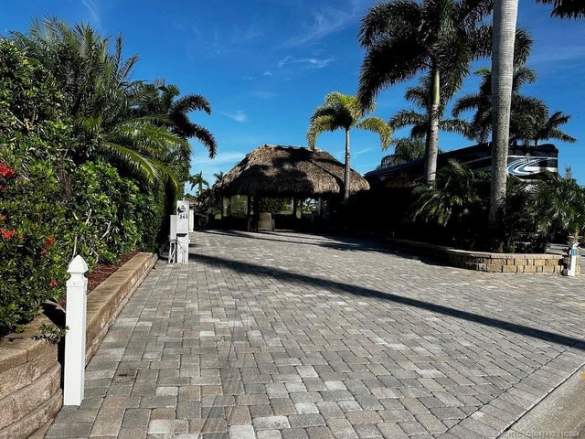 1 of 34 - 265 Nw Hazard Way, Port St Lucie, FL