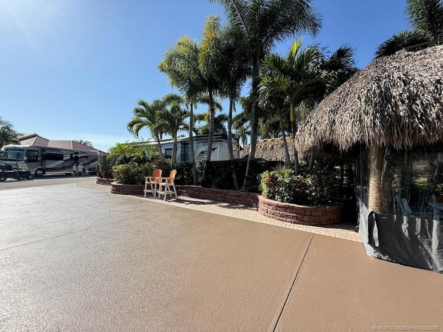 3 of 22 - 457 Nw Foursome Lane, Port Saint Lucie, FL